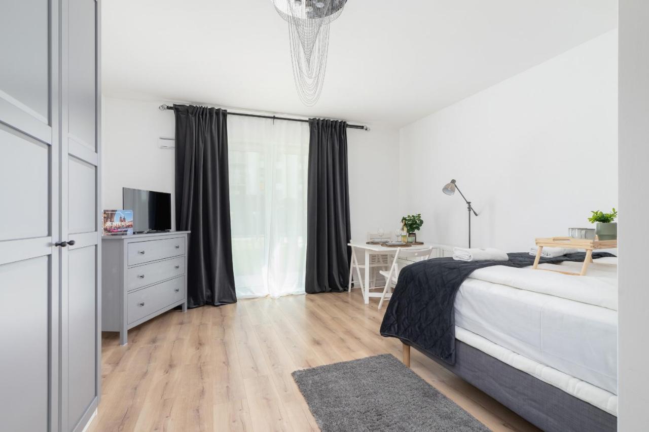 Elegant Pet-Friendly Studio In Krakow By Noclegi Renters المظهر الخارجي الصورة