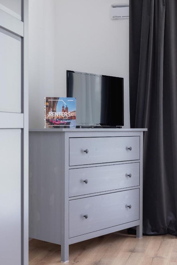 Elegant Pet-Friendly Studio In Krakow By Noclegi Renters المظهر الخارجي الصورة