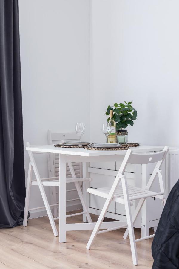 Elegant Pet-Friendly Studio In Krakow By Noclegi Renters المظهر الخارجي الصورة